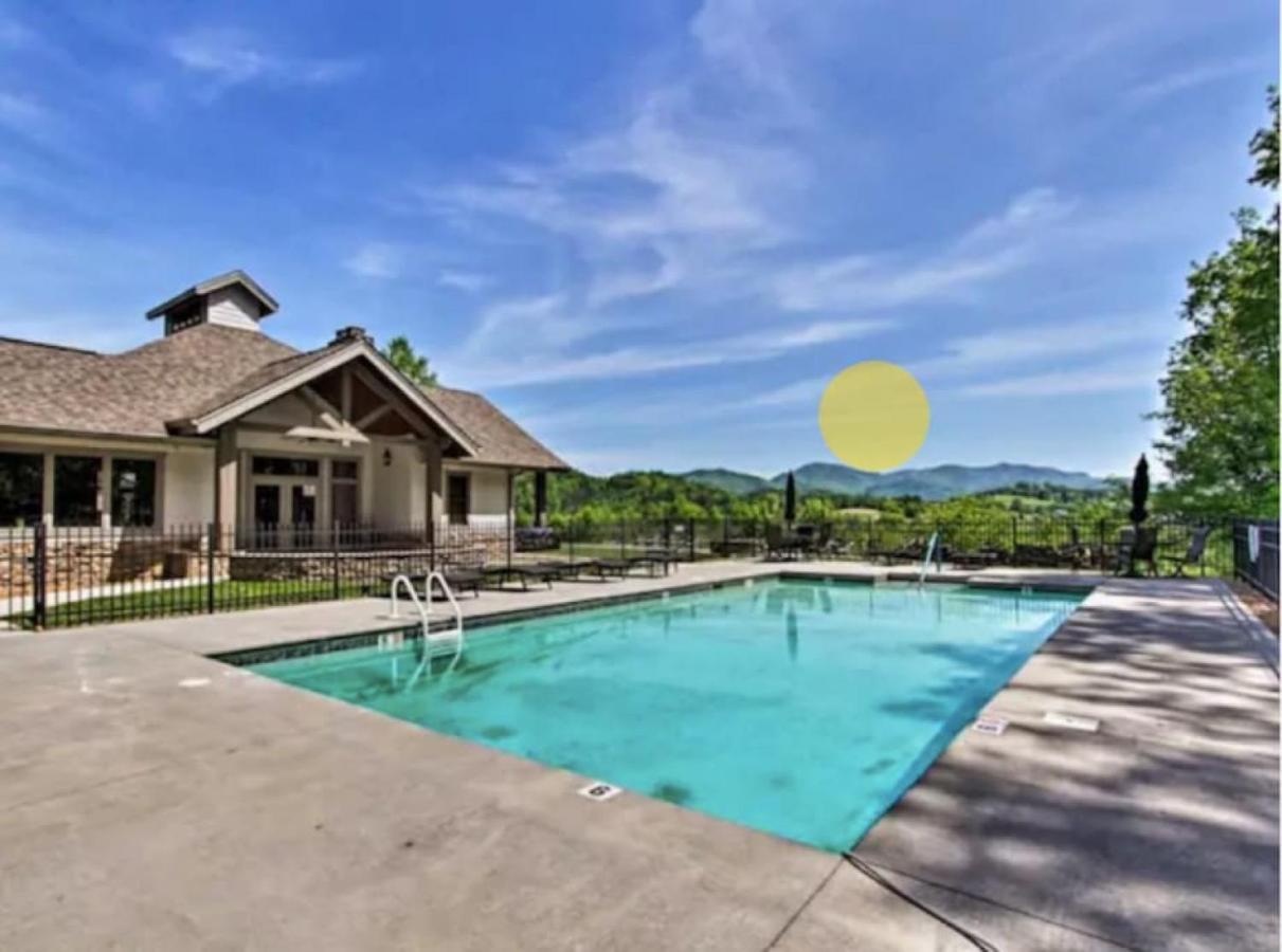 Gorgeous Cades Cove Condo With Community Pool Townsend Eksteriør billede