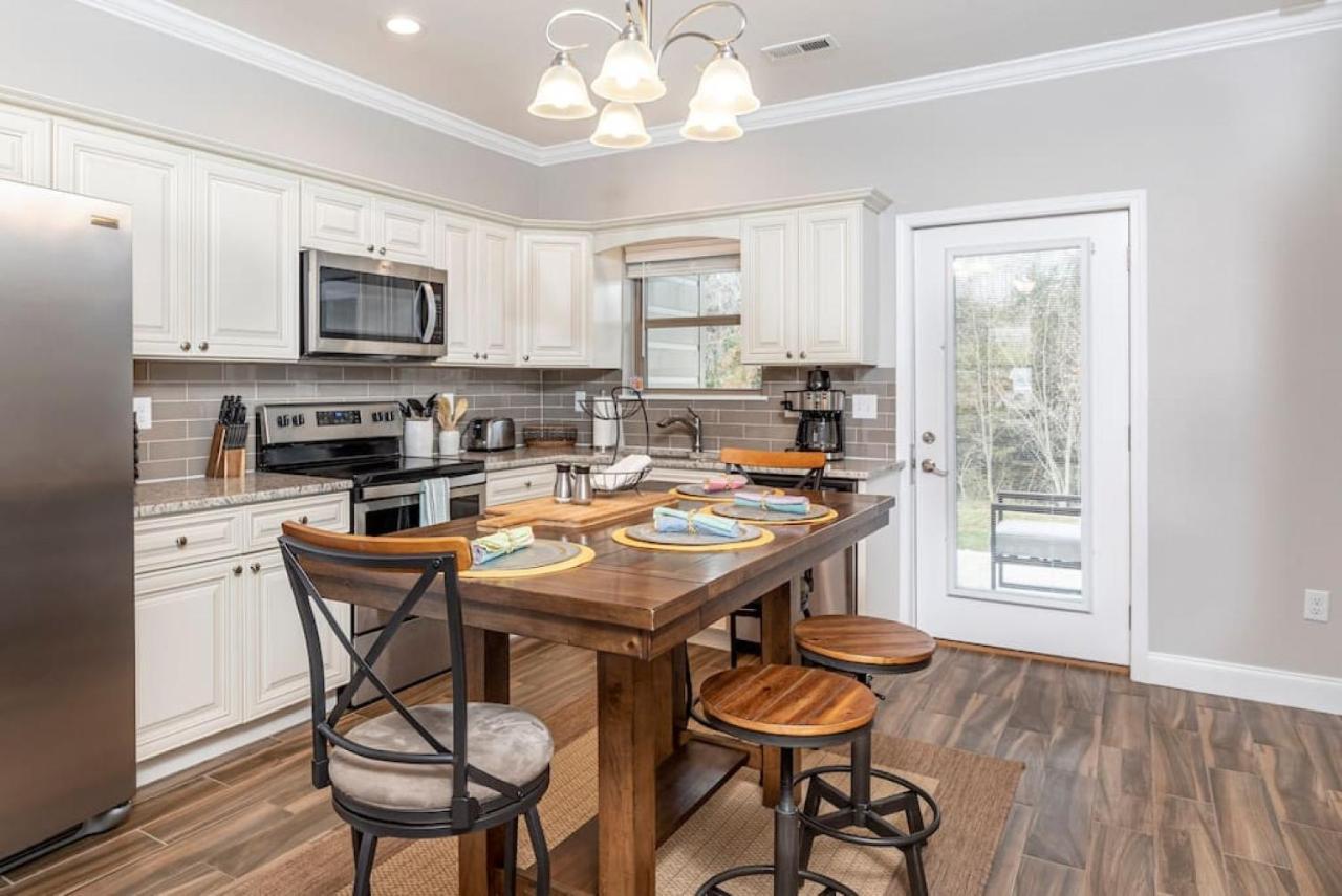 Gorgeous Cades Cove Condo With Community Pool Townsend Eksteriør billede