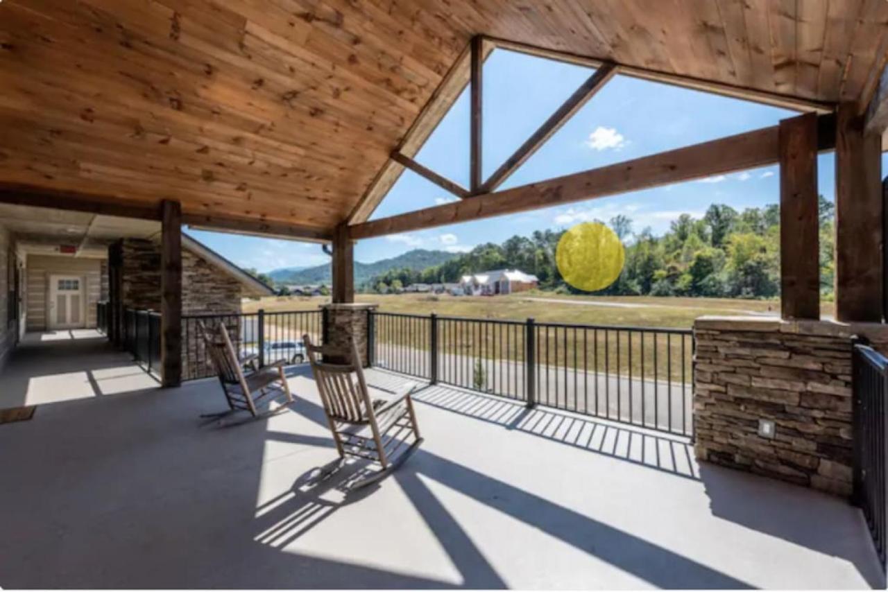 Gorgeous Cades Cove Condo With Community Pool Townsend Eksteriør billede